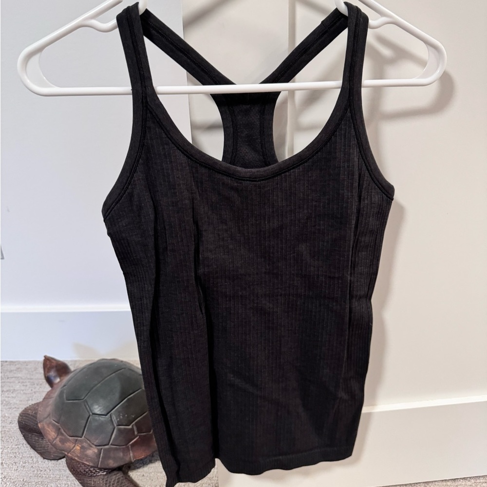 Lululemon ebb to street tank